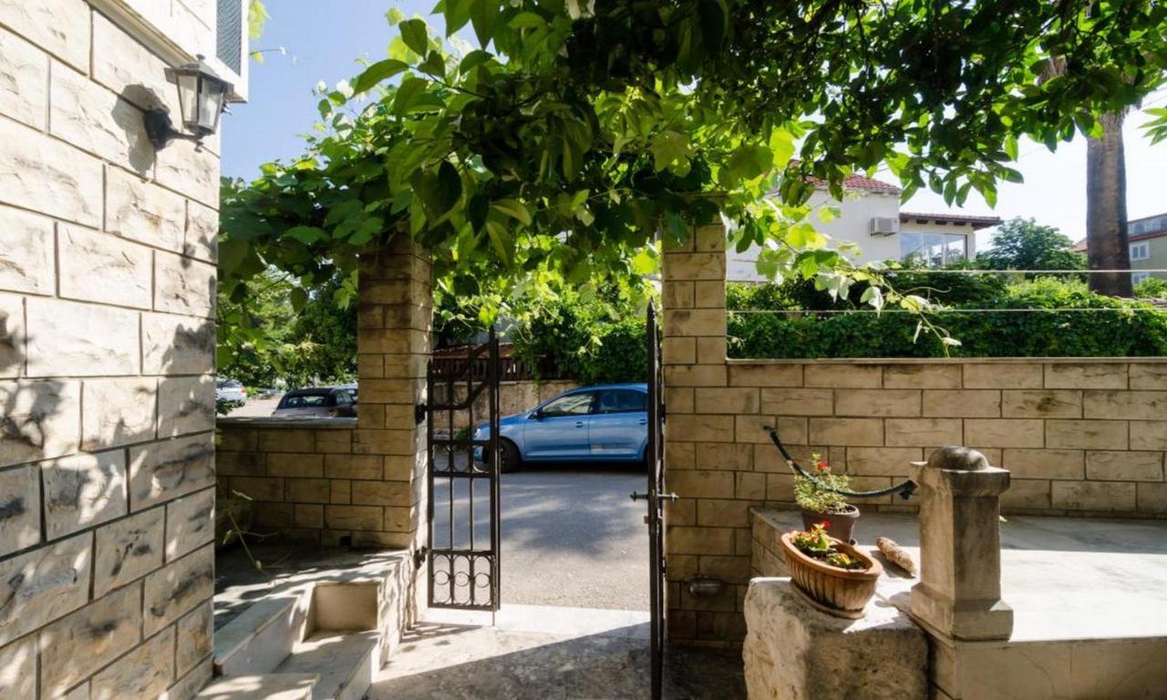Apartment Wild Orange Dubrovnik Exterior photo